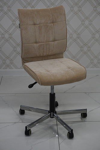 Компьютерное кресло Бюрократ CH-330M/velv86 голубой velvet 86 / крестовина металл из шоурума 4