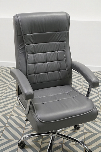 Компьютерное кресло Idon cream из шоурума 3