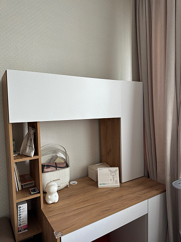 Письменный стол Комфорт 12.71 дуб золотой craft / белая аляска  - Уцененный экземпляр фото покупателя 123