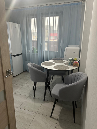 Стеклянный стол Абилин 100(140)х100х76 мрамор черный / черный матовый фото покупателя 40