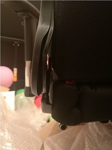 Компьютерное кресло Kano черное / красное фото покупателя 13