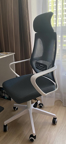 Компьютерное кресло Golem black / white фото покупателя 46