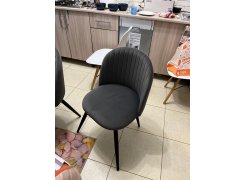 Стул на металлокаркасе Gabi 1 бежевый / черный с серебряными наконечниками фото покупателя 562