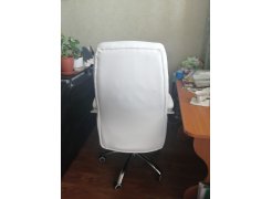 Компьютерное кресло Aragon белое фото покупателя 151