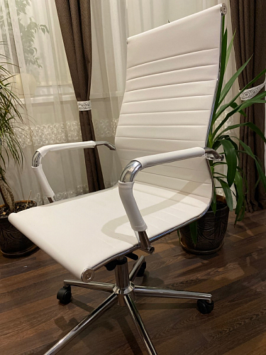 Компьютерное кресло Reus черная сетка / хром фото покупателя 16