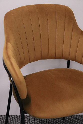 Стул на металлокаркасе Инклес дымчатый / черный глянец из шоурума 2