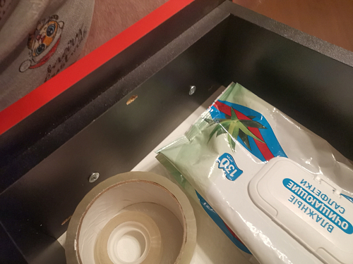 Тумба Ханна черная / красная  - Уцененный экземпляр фото покупателя 90