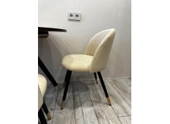 Стул на металлокаркасе Gabi 1 бежевый / черный с серебряными наконечниками фото покупателя 553