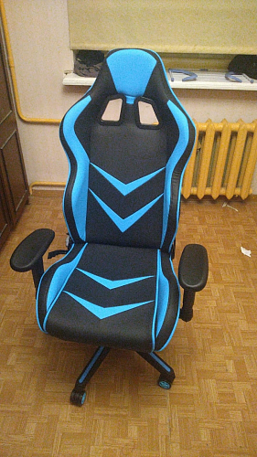 Компьютерное кресло Racer черное / голубое фото покупателя 134