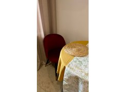 Стул на металлокаркасе Gabi 1 бежевый / черный с серебряными наконечниками фото покупателя 409