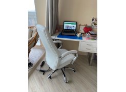 Компьютерное кресло Aragon белое фото покупателя 142