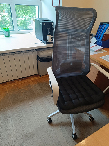 Компьютерное кресло Tilda dark gray / white фото покупателя 18