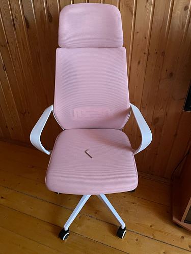 Компьютерное кресло Golem black / white фото покупателя 64