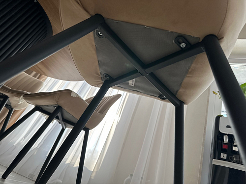 Стул на металлокаркасе Седа 360 К латте (velutto 08) / белый фото покупателя 191