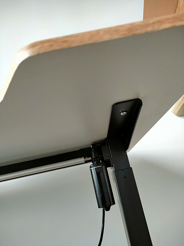 Компьютерный стол Маркос с механизмом подъема 120х75х75 орех кантри / белый фото покупателя 13