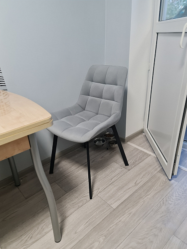 Стул на металлокаркасе Челси бежевый / черный фото покупателя 78