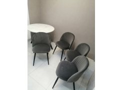 Стул на металлокаркасе Gabi 1 бежевый / черный с серебряными наконечниками фото покупателя 382