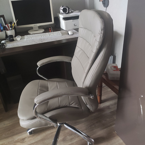 Компьютерное кресло Tomar коричневое фото покупателя 29