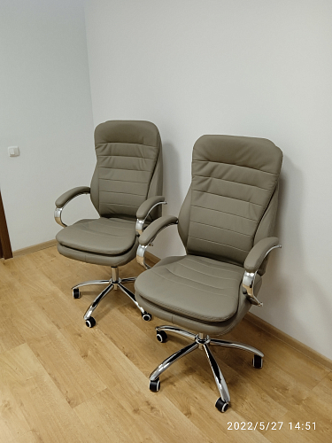 Компьютерное кресло Tomar коричневое фото покупателя 2