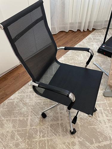 Компьютерное кресло Reus черная сетка / хром фото покупателя 69