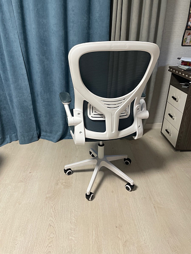 Компьютерное кресло Konfi light gray / white фото покупателя 247