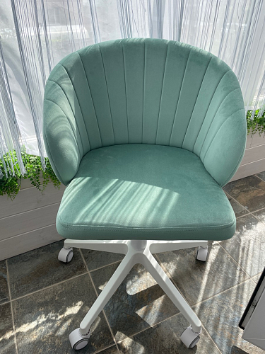 Компьютерное кресло Пард экокожа белый фото покупателя 146