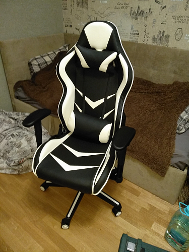 Компьютерное кресло Racer черное / красное фото покупателя 169