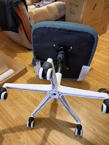 Компьютерное кресло Konfi dark gray / pink / white фото покупателя 59