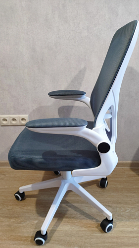 Компьютерное кресло Konfi light gray / white фото покупателя 85