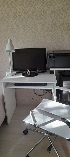 Стол компьютерный Джаз-24 правый белый фото покупателя 96