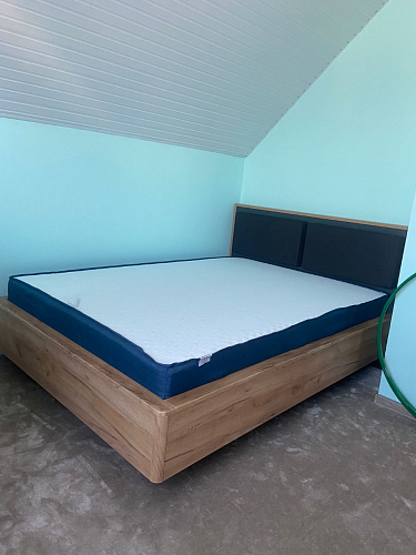 Двуспальная кровать Клауд 160х200 парящая дуб крафт золотой / антрацит фото покупателя 208