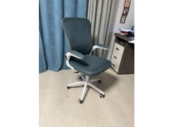 Компьютерное кресло Konfi light gray / white фото покупателя 230