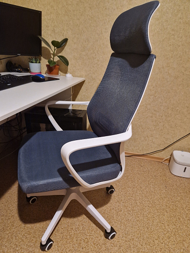 Компьютерное кресло Golem black / white фото покупателя 19