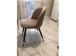 Стул на металлокаркасе Gabi 1 бежевый / черный с серебряными наконечниками фото покупателя 715