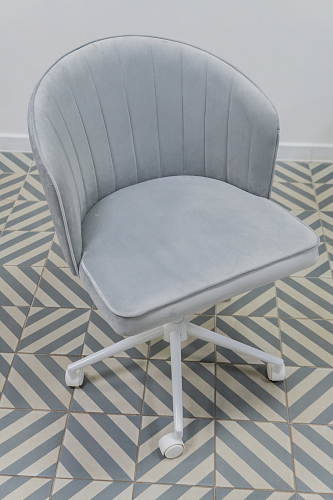 Компьютерное кресло Дэни бежевый / белый из шоурума 6