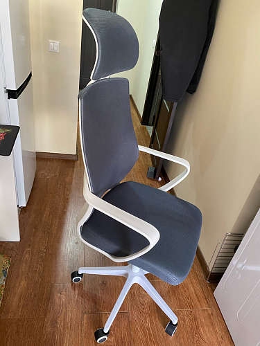 Компьютерное кресло Golem dark gray / gray / white фото покупателя 7