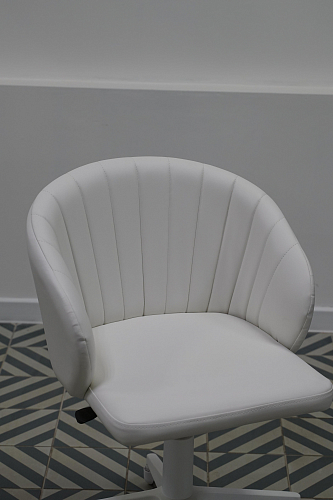 Компьютерное кресло Пард сиреневый из шоурума 3