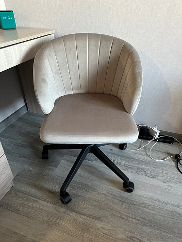 Компьютерное кресло Пард экокожа белый фото покупателя 173