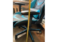 Компьютерное кресло Racer черное / голубое фото покупателя 58