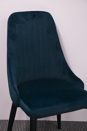 Стул на металлокаркасе Kora light purple / black из шоурума 4