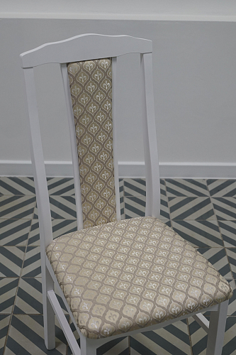 Деревянный стул Гроджин бежевый / орех из шоурума 2