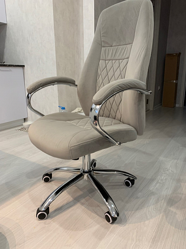 Компьютерное кресло Aragon белое фото покупателя 5