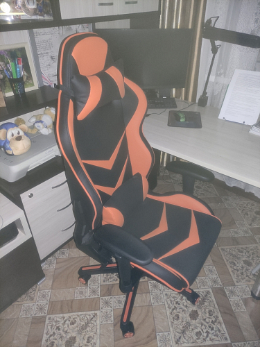 Компьютерное кресло Racer черный / красный / бежевый фото покупателя 164