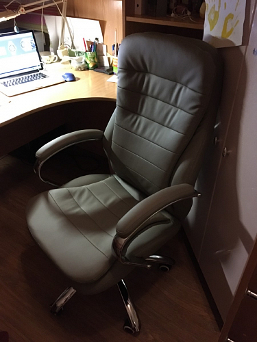 Компьютерное кресло Tomar коричневое фото покупателя 156