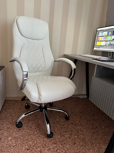 Компьютерное кресло Tron white фото покупателя 7