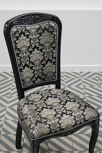 Деревянный стул Клето патина золото / ромб из шоурума 5