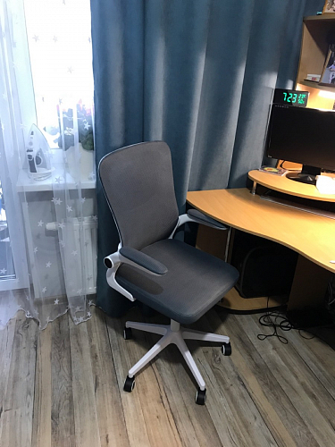 Компьютерное кресло Konfi dark gray / pink / white фото покупателя 302