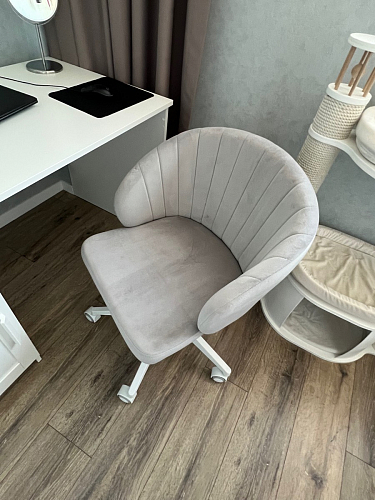 Компьютерное кресло Пард экокожа белый фото покупателя 29