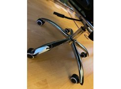 Компьютерное кресло Kano 1 red / black фото покупателя 140