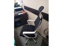 Компьютерное кресло Golem dark gray / white фото покупателя 54